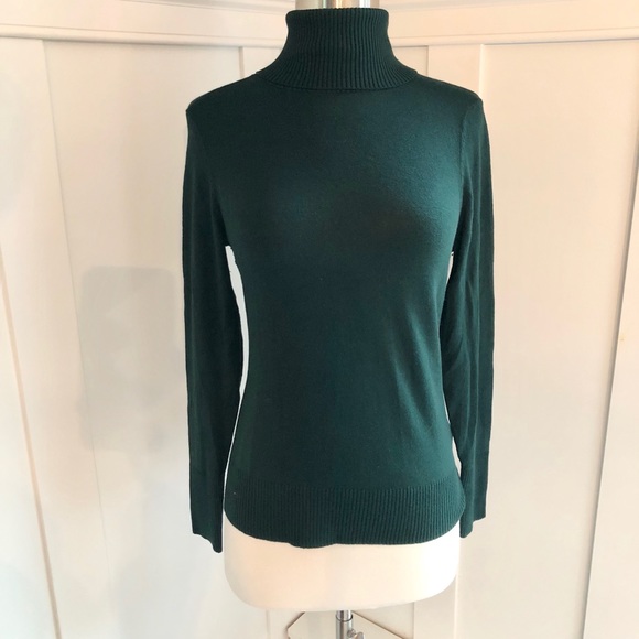 Banana Republic Sweaters - Banana Republic Silk Cotton Cashmere Turtleneck